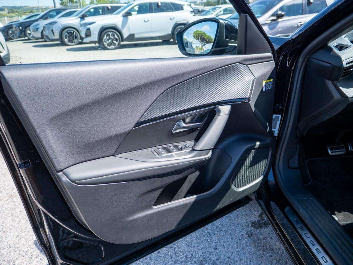 peugeot-e-2008-2025-eletrico-0cc