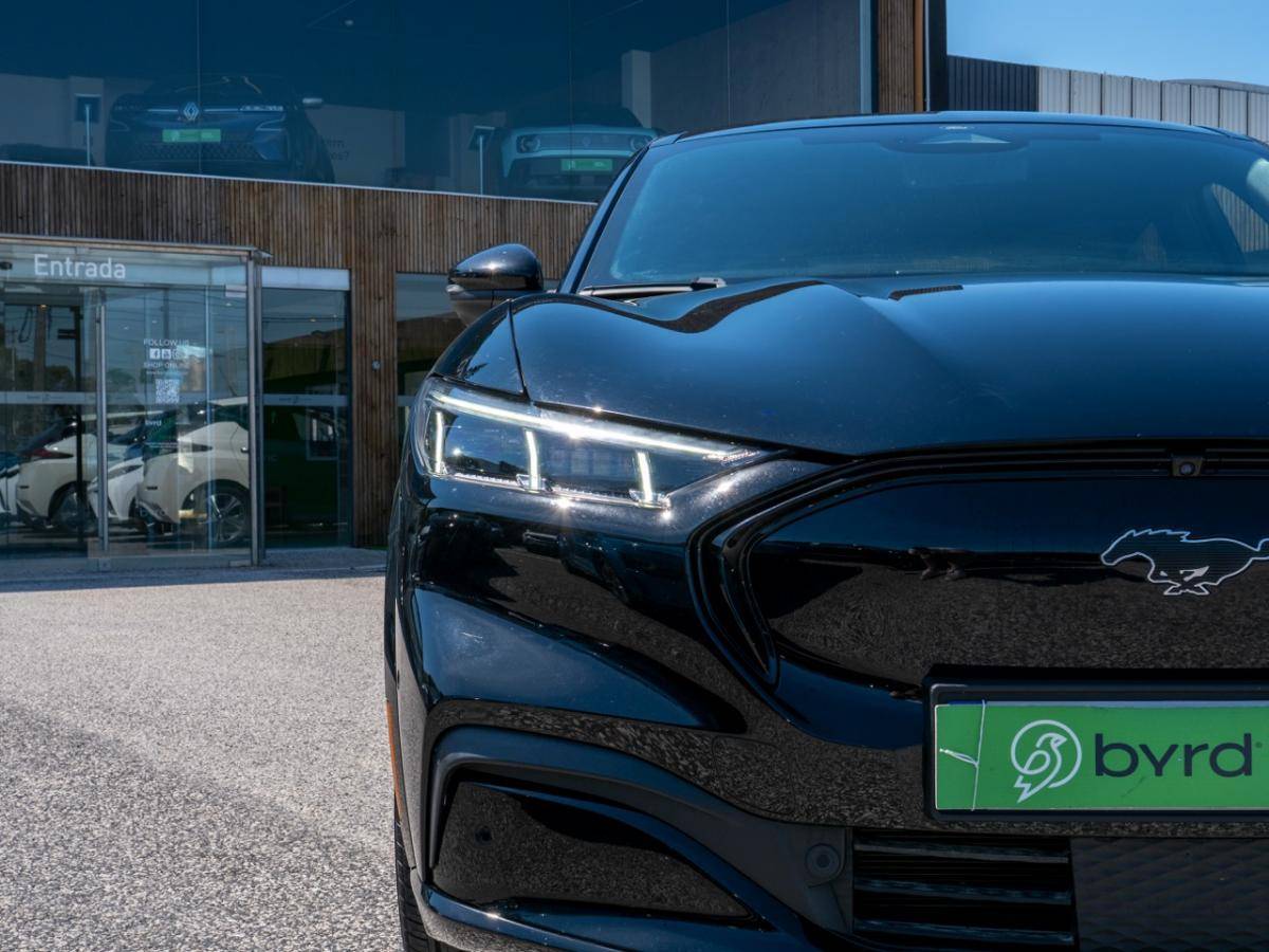 ford-mustang-mach-e-2023-eletrico-0cc