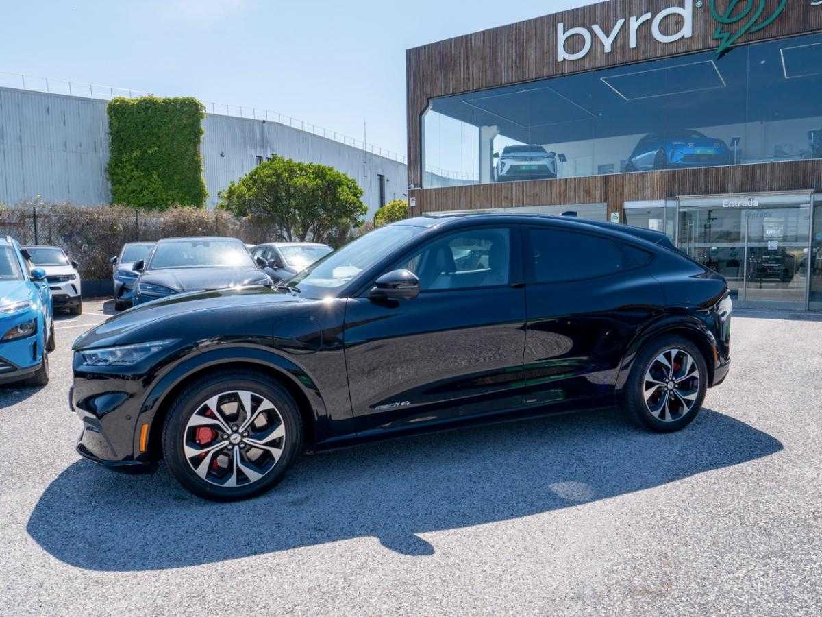 ford-mustang-mach-e-2023-eletrico-0cc