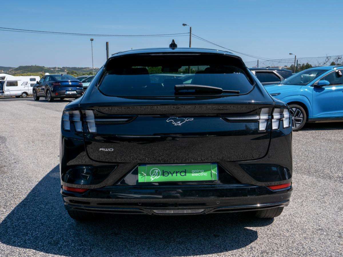 ford-mustang-mach-e-2023-eletrico-0cc