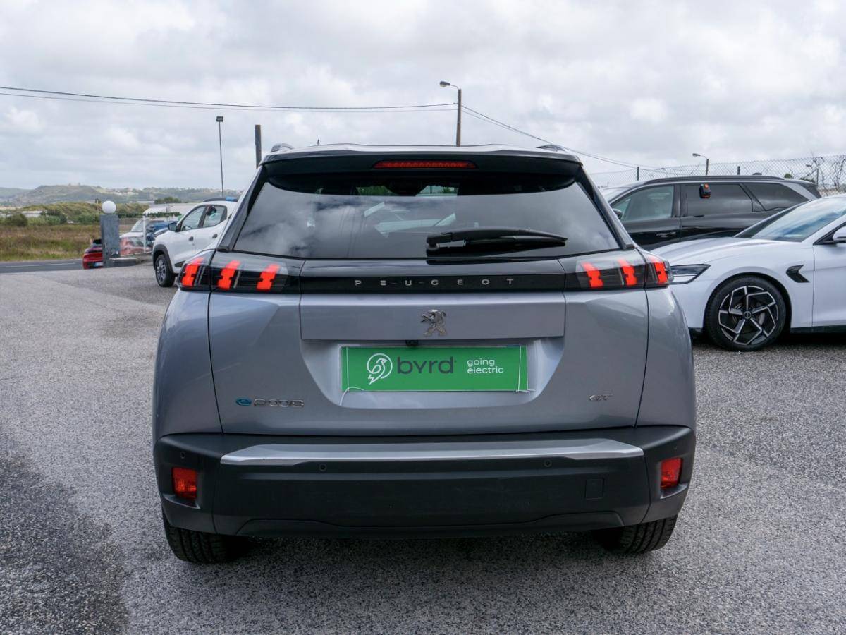 peugeot-e-2008-2023-eletrico-0cc