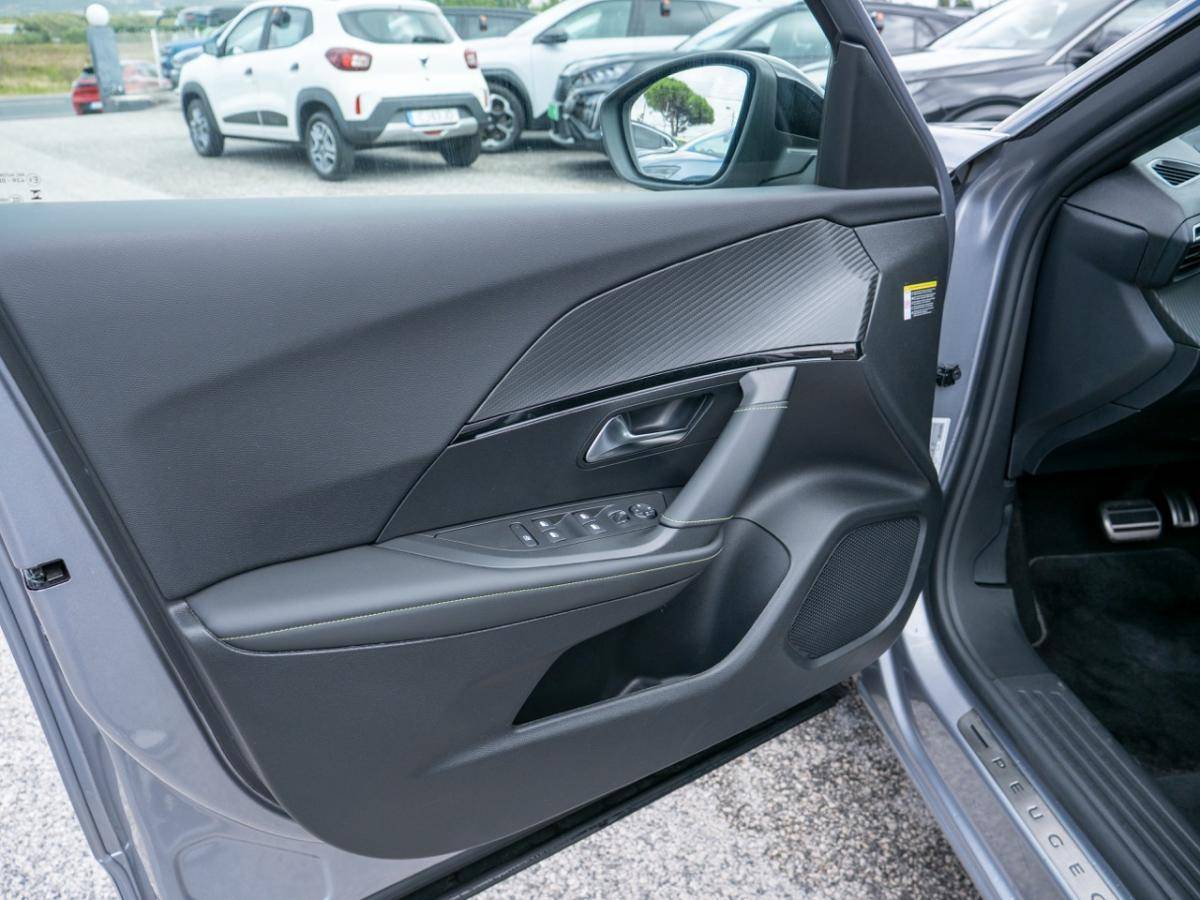 peugeot-e-2008-2023-eletrico-0cc