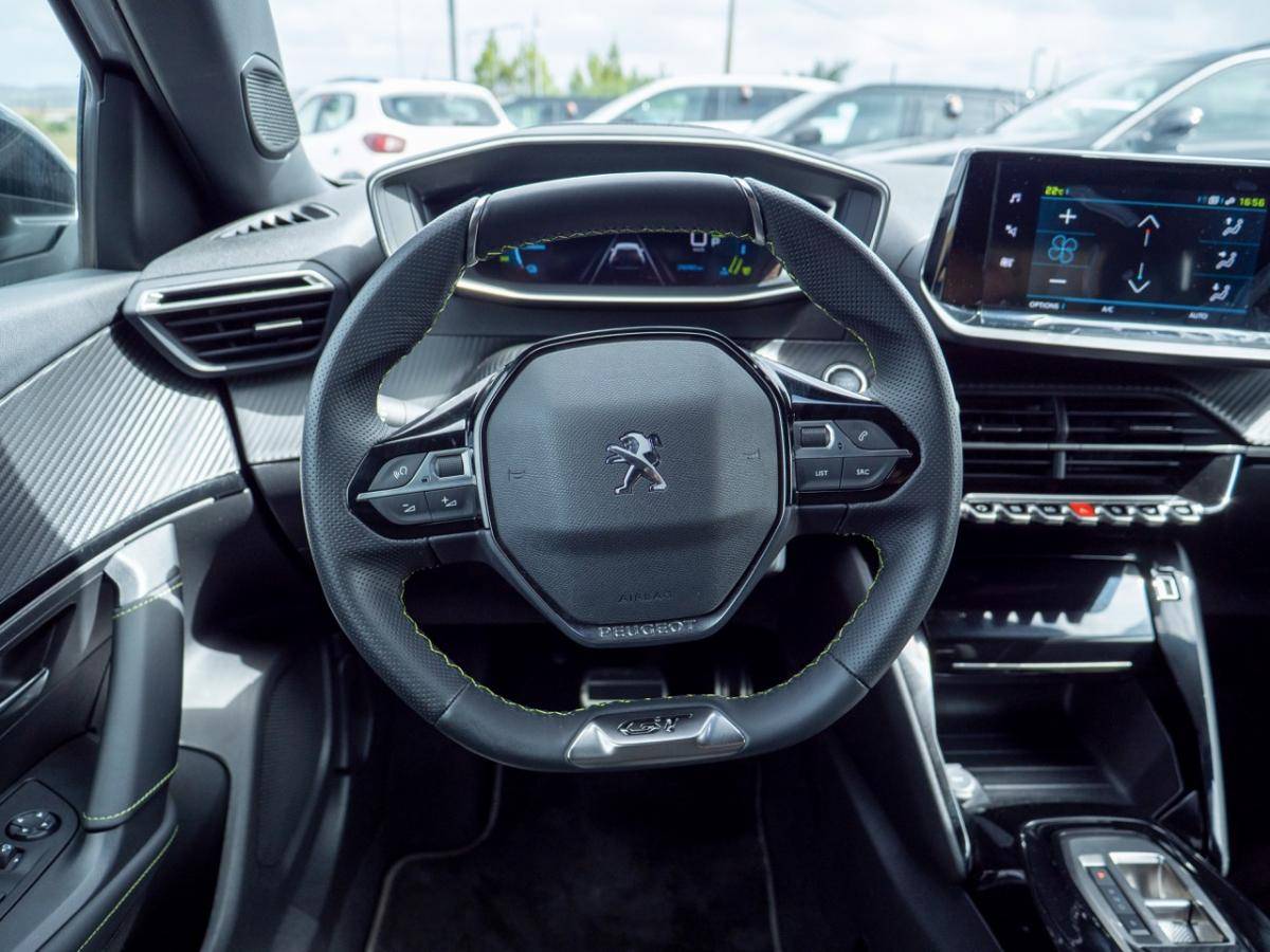 peugeot-e-2008-2023-eletrico-0cc