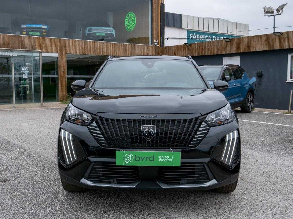 peugeot-e-2008-2025-eletrico-0cc