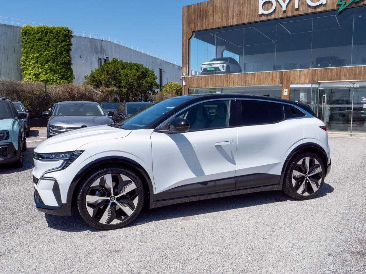 renault-megane-e-tech-2022-eletrico-0cc