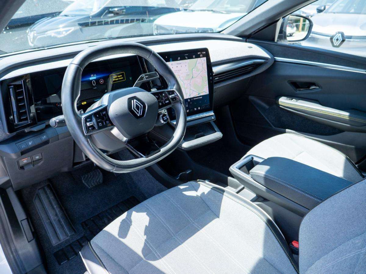 renault-megane-e-tech-2022-eletrico-0cc