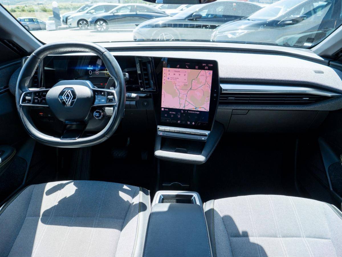 renault-megane-e-tech-2022-eletrico-0cc