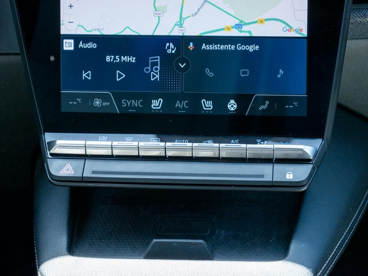 renault-megane-e-tech-2022-eletrico-0cc