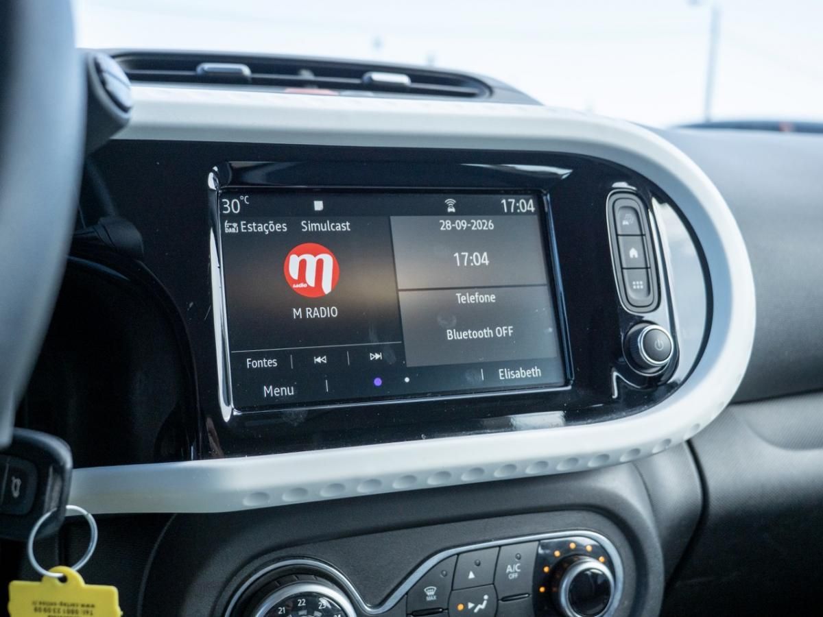 renault-twingo-2022-eletrico-0cc