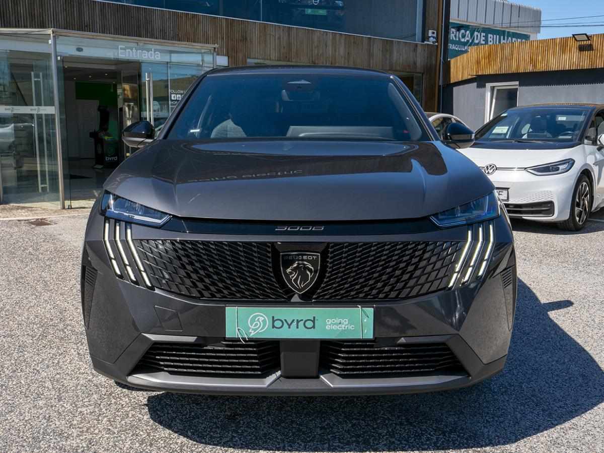 peugeot-e-3008-2025-eletrico-0cc