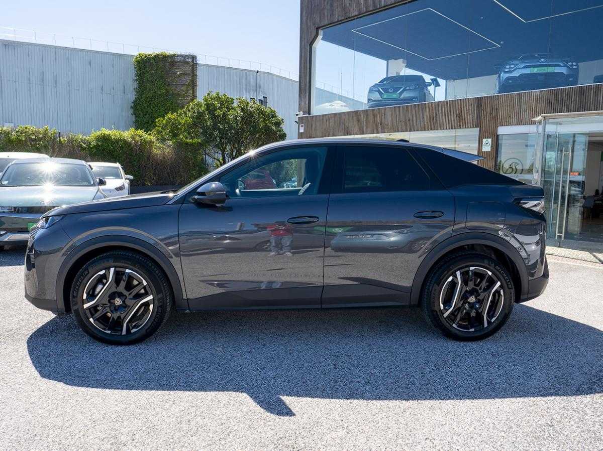 peugeot-e-3008-2025-eletrico-0cc