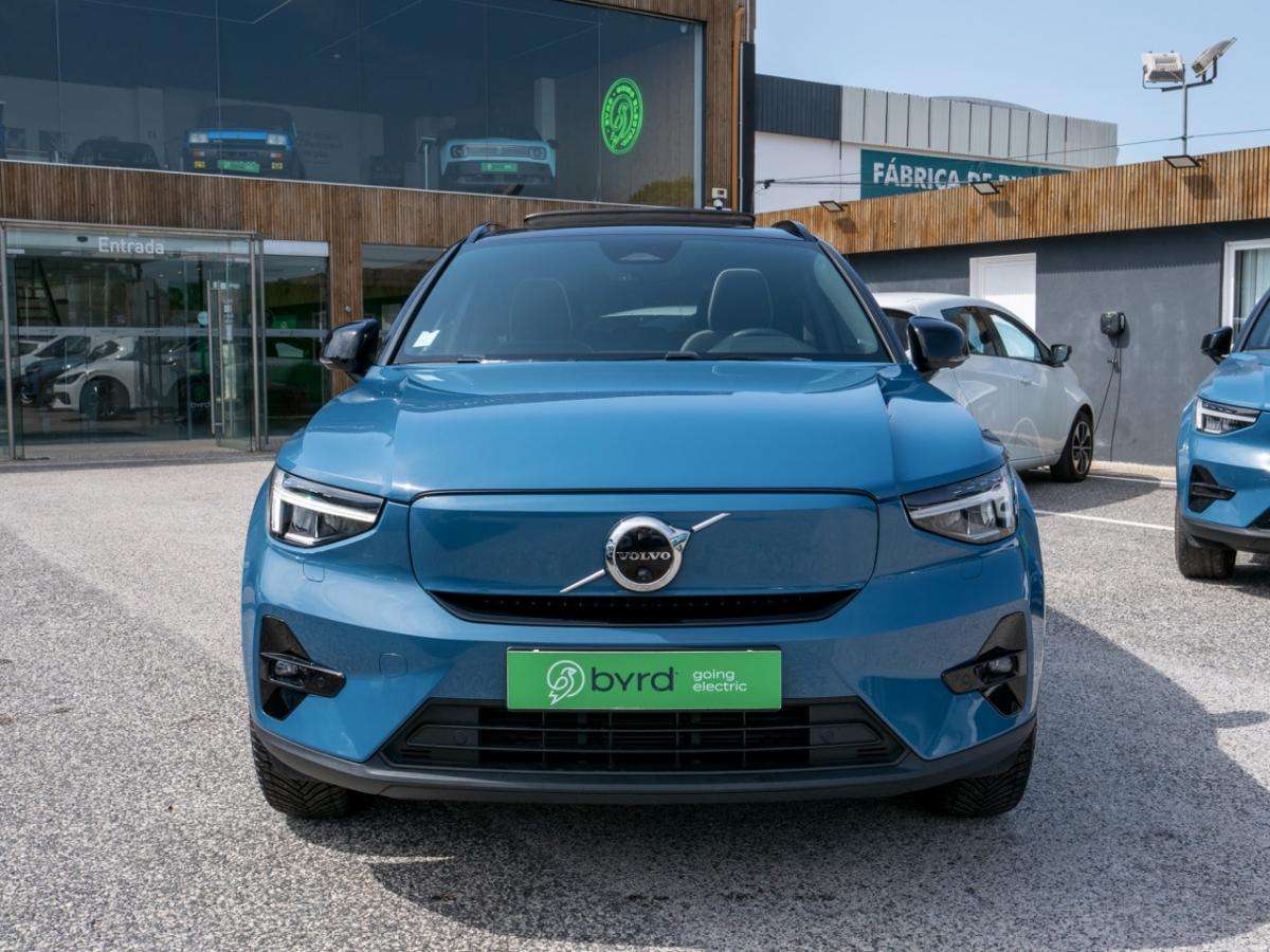 volvo-xc40-2023-eletrico-0cc