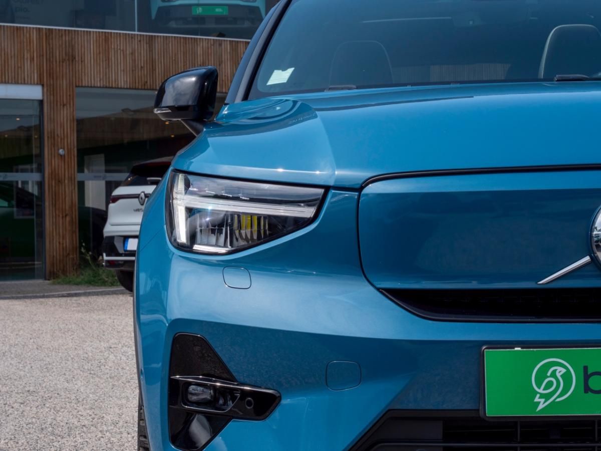 volvo-xc40-2023-eletrico-0cc
