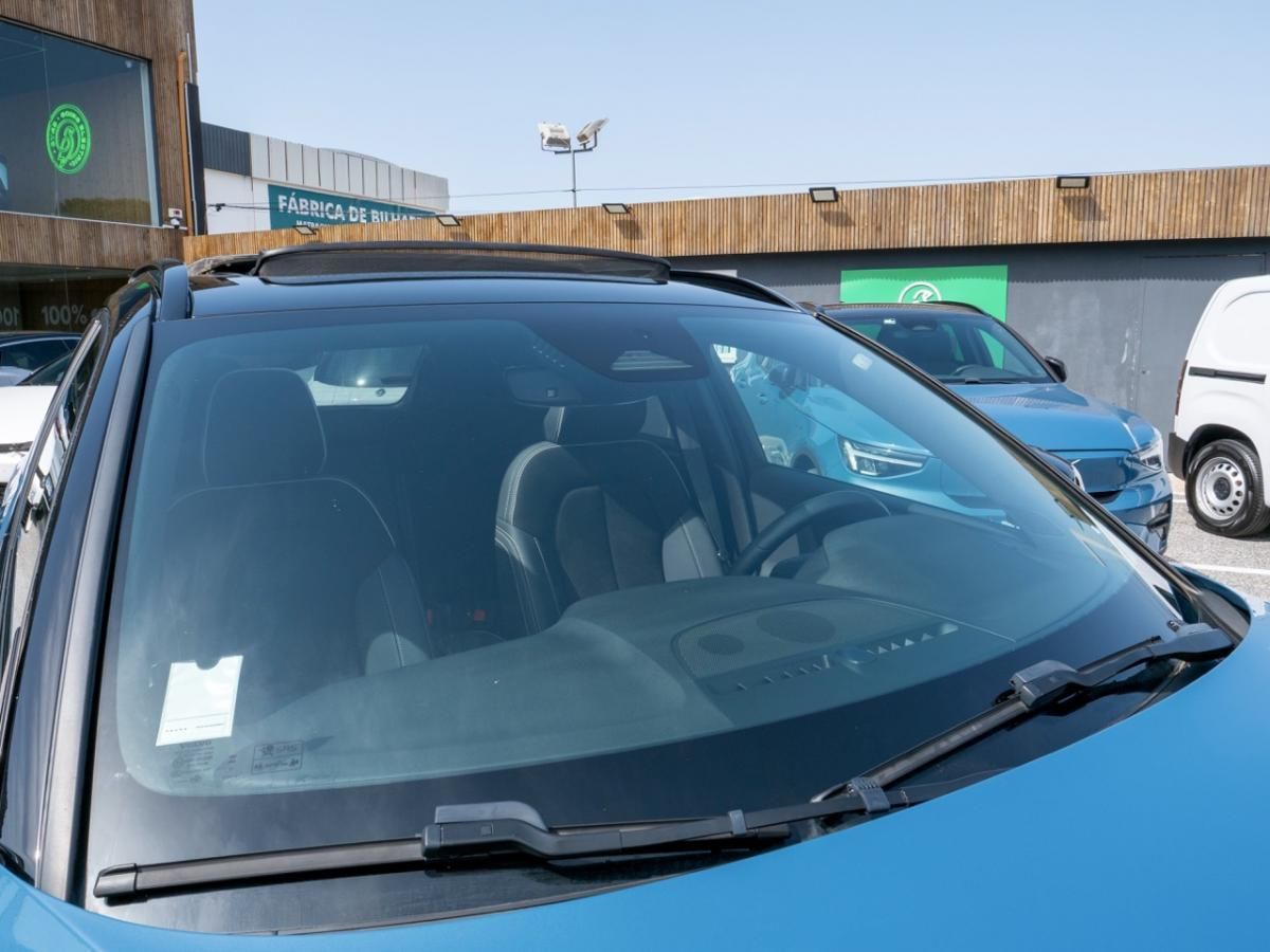 volvo-xc40-2023-eletrico-0cc