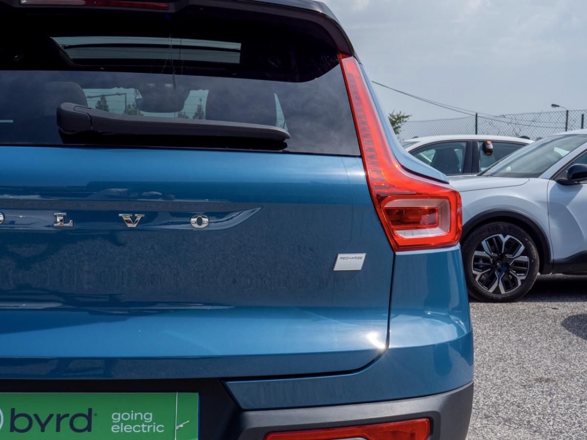 volvo-xc40-2023-eletrico-0cc