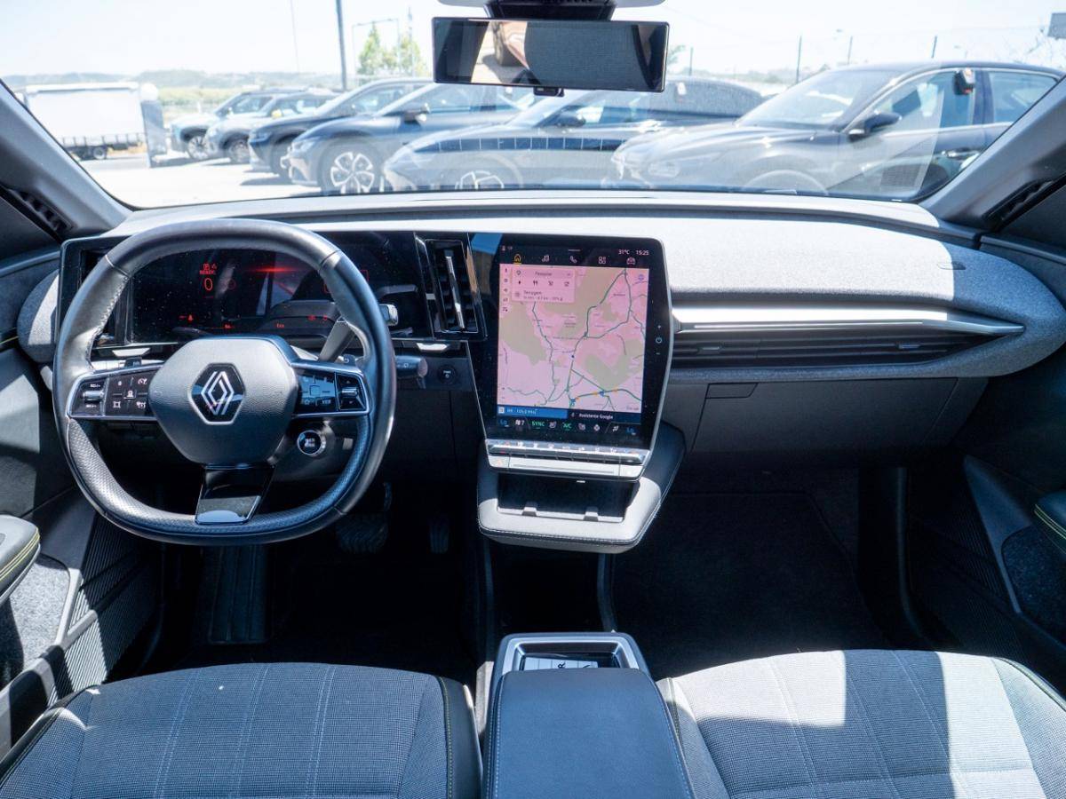 renault-megane-e-tech-2024-eletrico-0cc