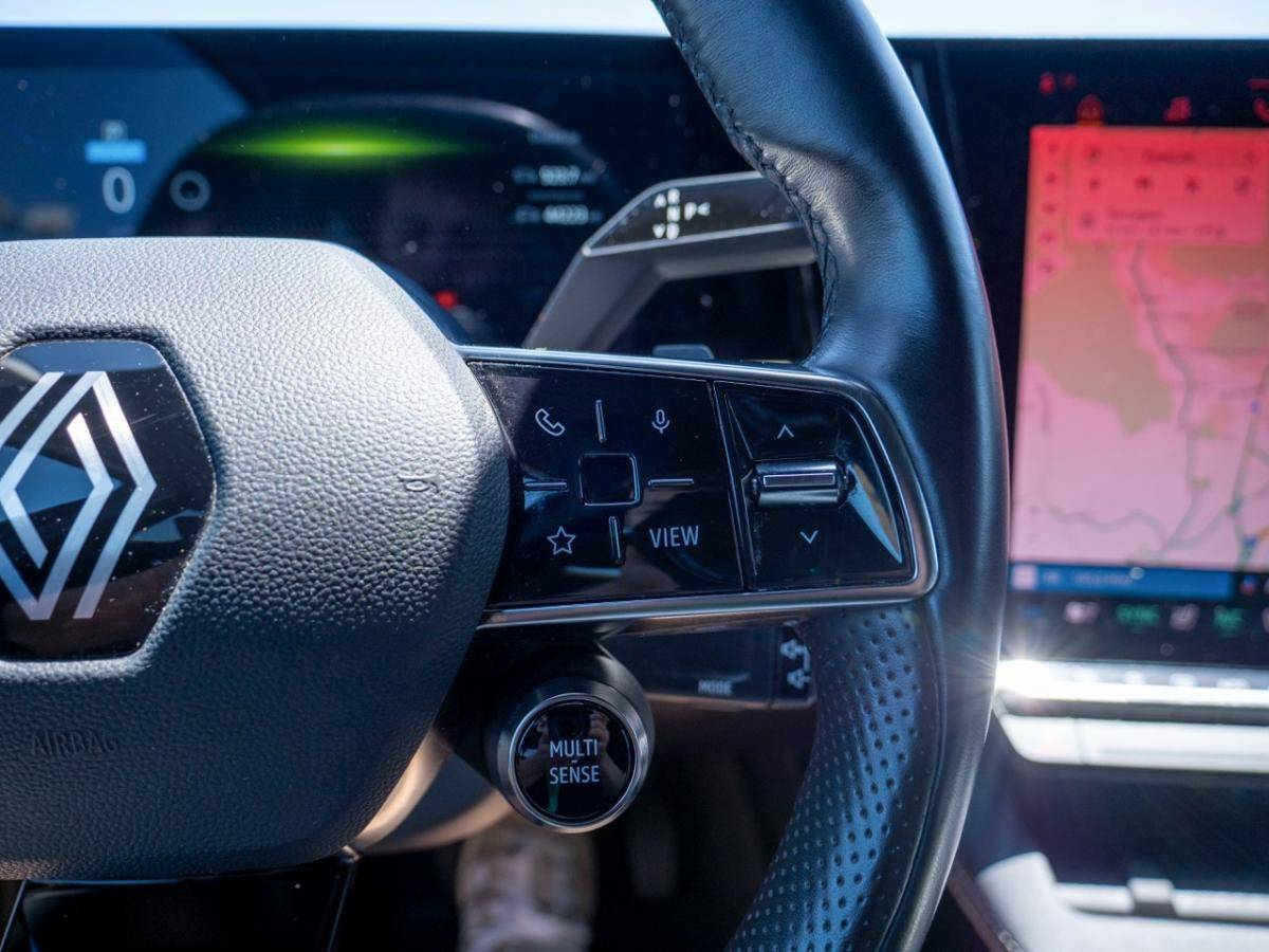 renault-megane-e-tech-2024-eletrico-0cc