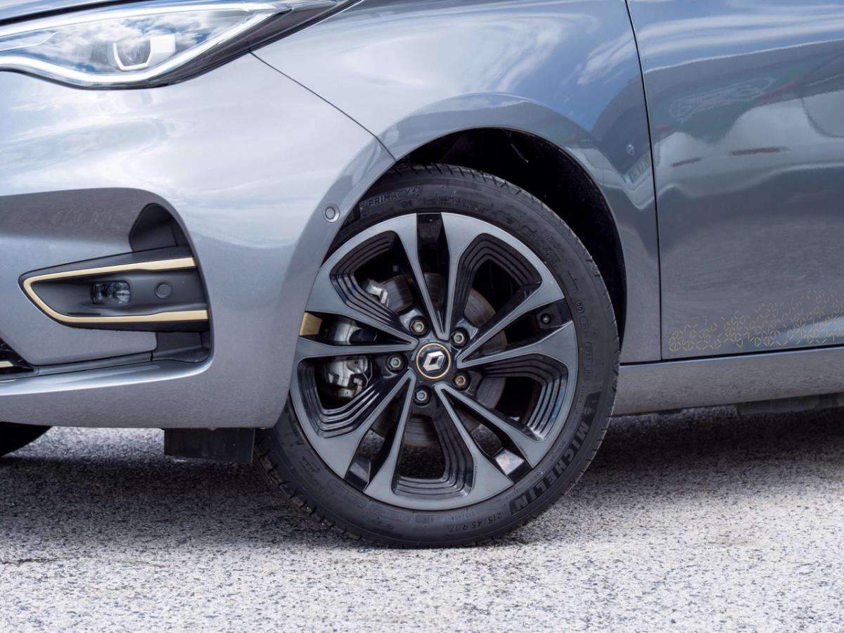 renault-zoe-2022-eletrico-0cc