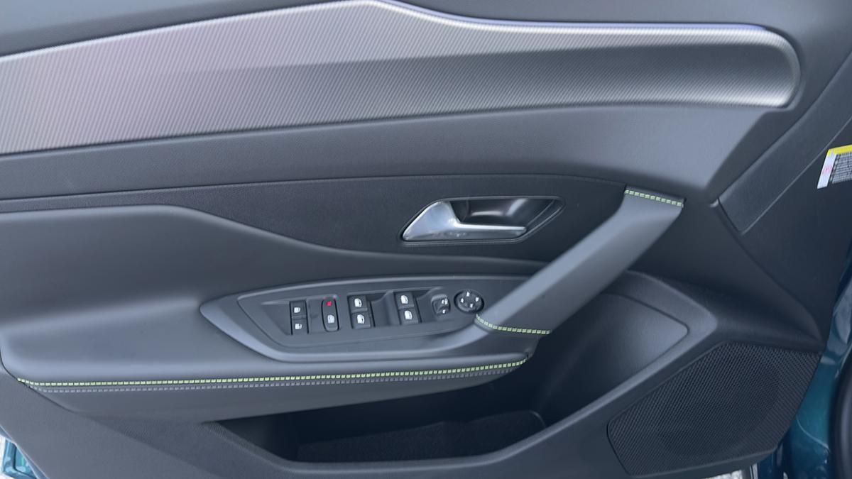 peugeot-e-208-2025-eletrico-0cc