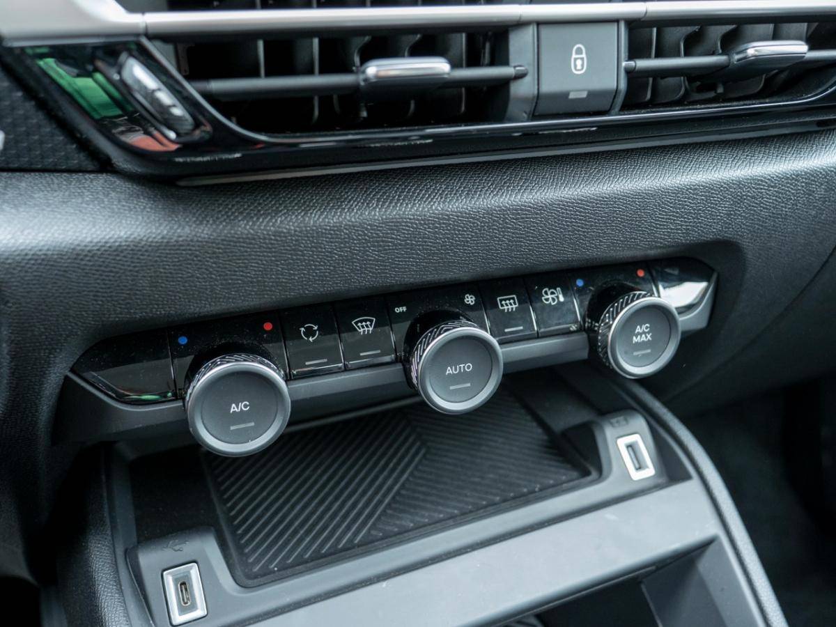 citroen-e-c4-x-2025-eletrico-0cc