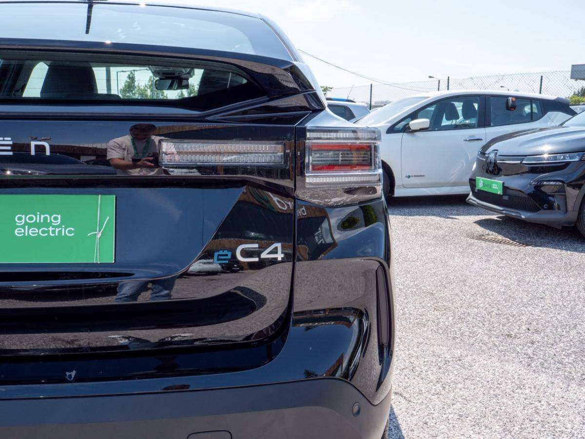 citroen-e-c4-2024-eletrico-0cc