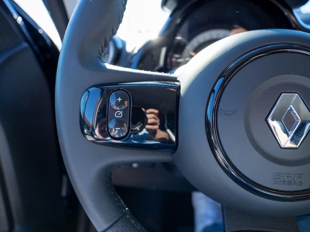 renault-twingo-2023-eletrico-0cc