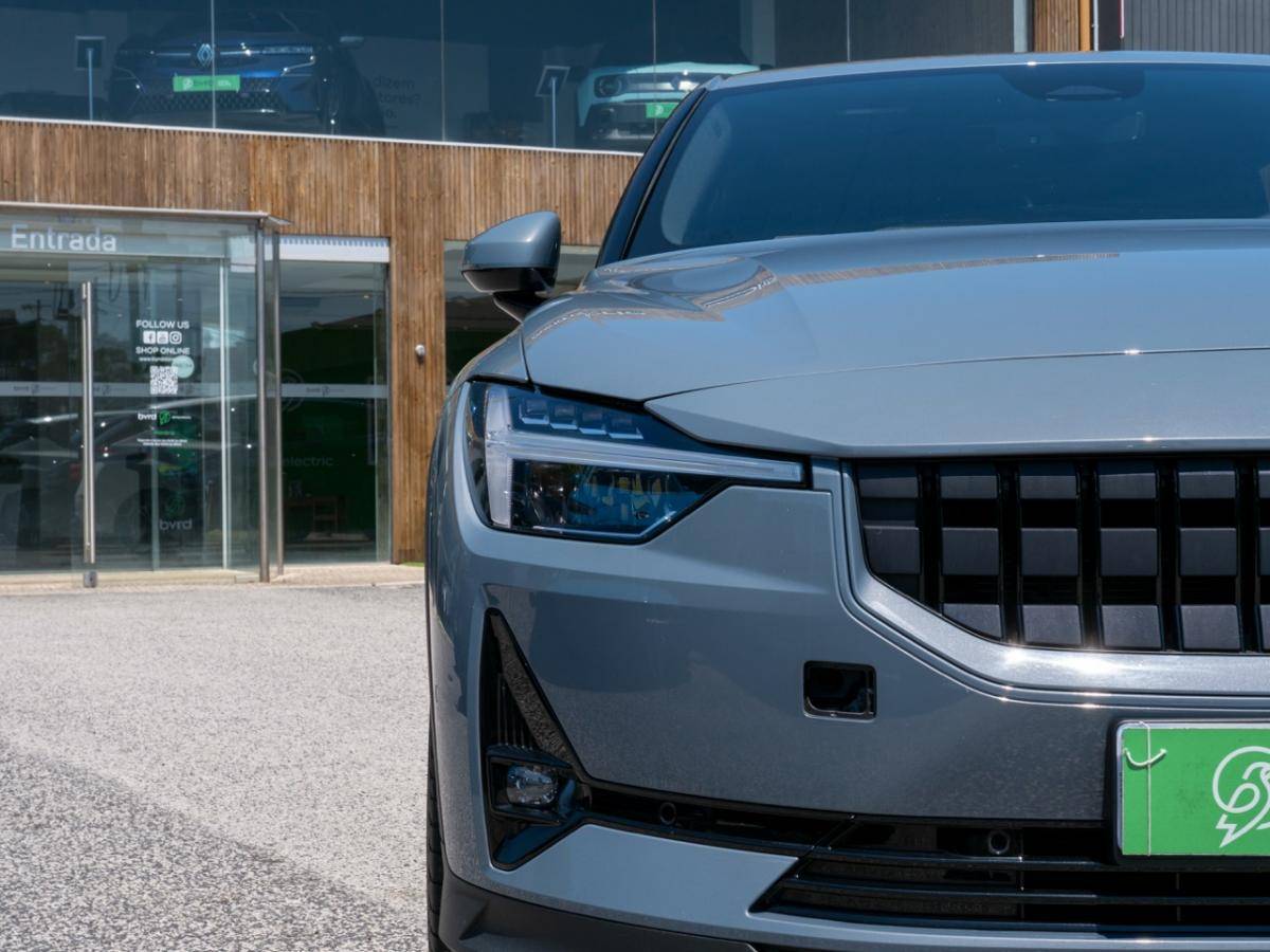 polestar-2-2023-eletrico-0cc