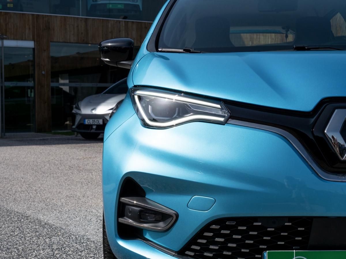 renault-zoe-2023-eletrico-0cc