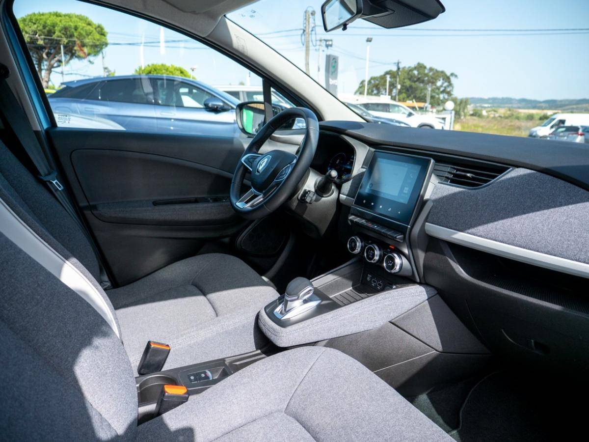 renault-zoe-2023-eletrico-0cc
