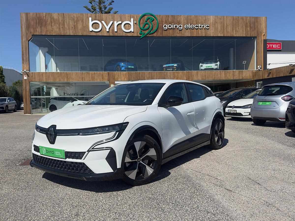 Renault Mégane E-TECH - Usado - 23900€ - SUV e TT - Automática - 82000 ...