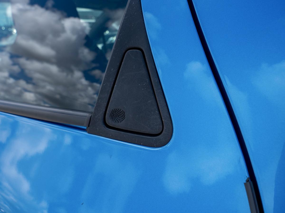 renault-zoe-2018-eletrico-0cc