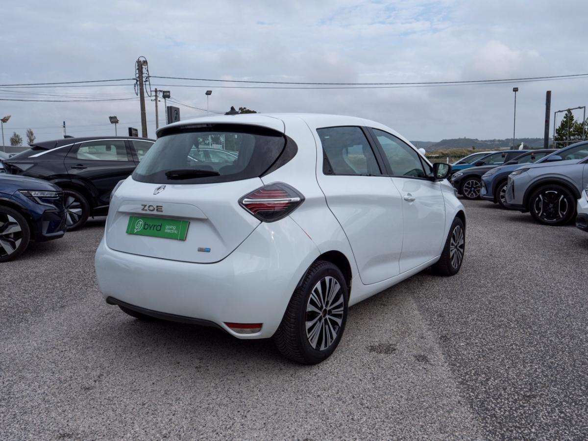 renault-zoe-2021-eletrico-0cc