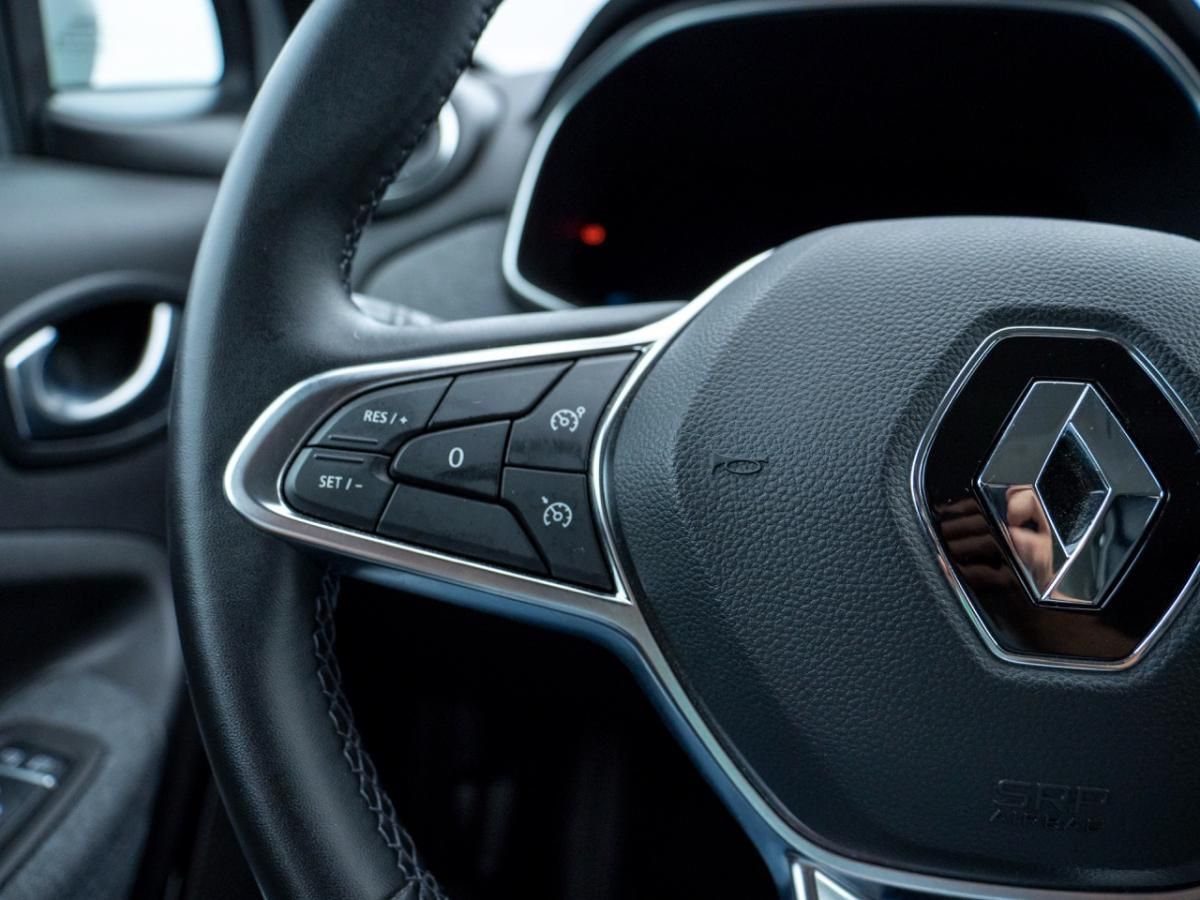 renault-zoe-2021-eletrico-0cc