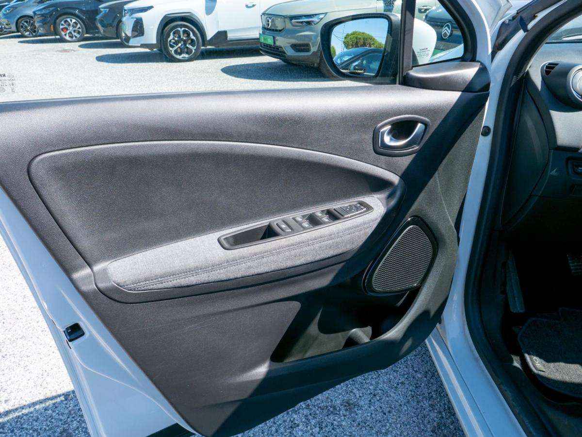 renault-zoe-2020-eletrico-0cc