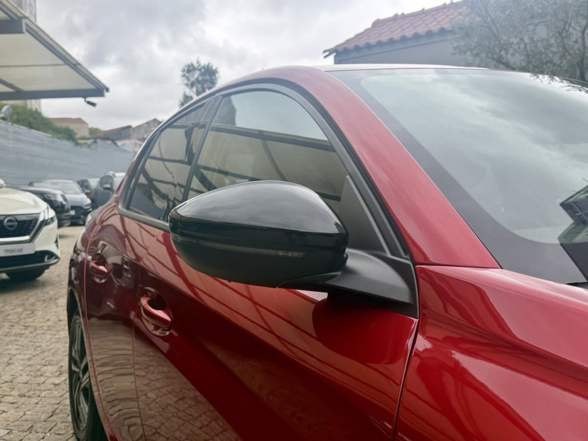peugeot-208-2023-gasolina-1199cc