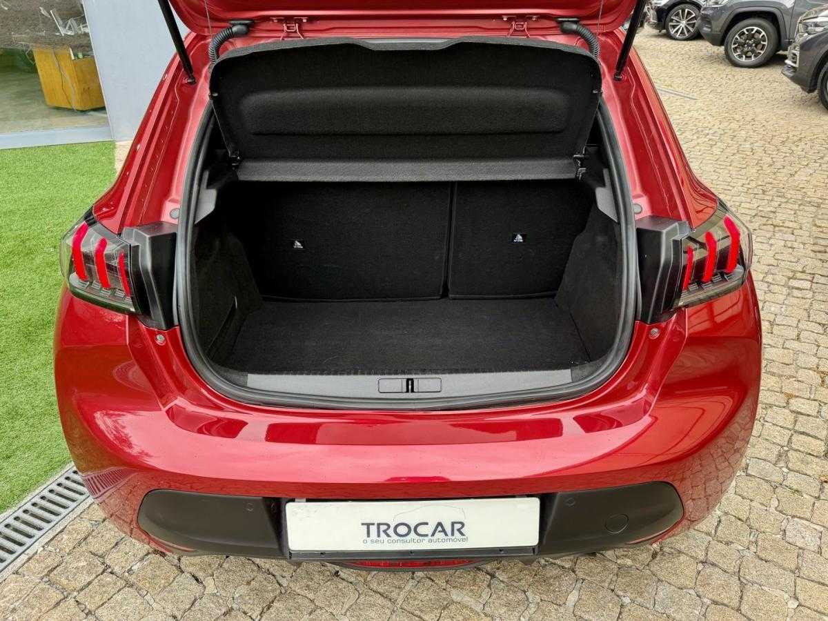 peugeot-208-2023-gasolina-1199cc