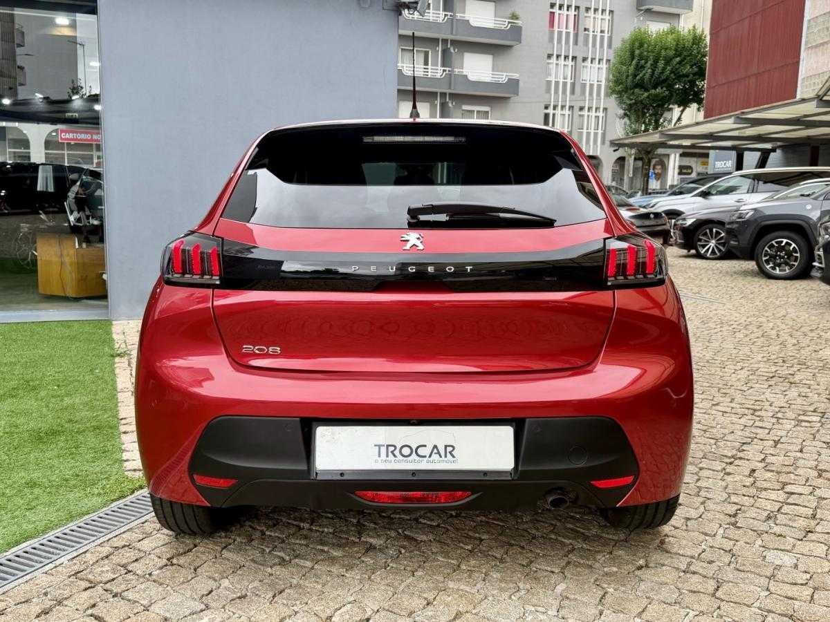 peugeot-208-2023-gasolina-1199cc