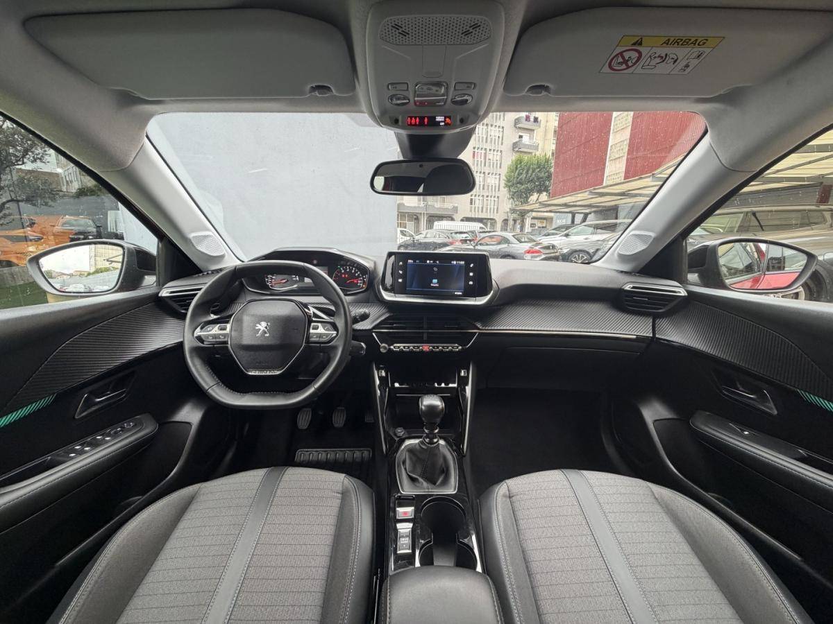 peugeot-208-2023-gasolina-1199cc