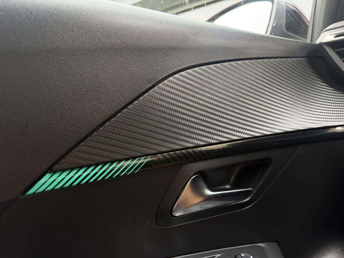 peugeot-208-2023-gasolina-1199cc
