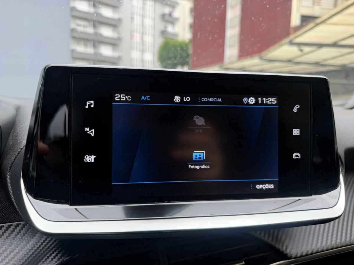 peugeot-208-2023-gasolina-1199cc