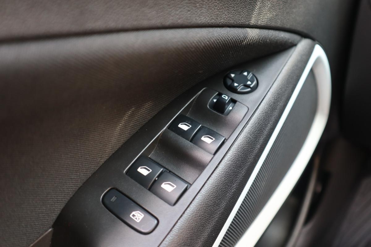 opel-crossland-x-2020-gasolina-1199cc