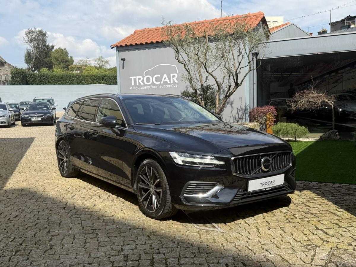volvo-v60-2023-hibrido-1969cc