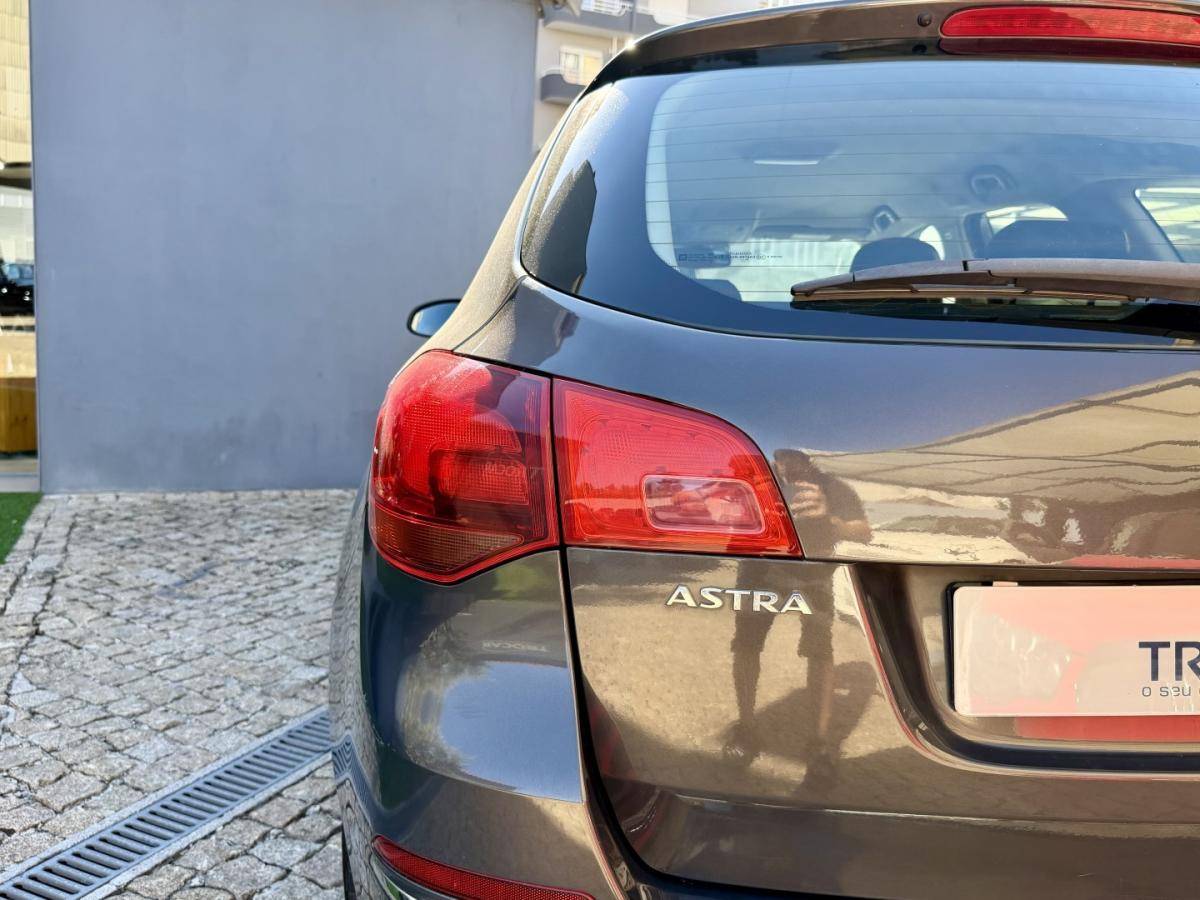 opel-astra-2015-diesel-1598cc