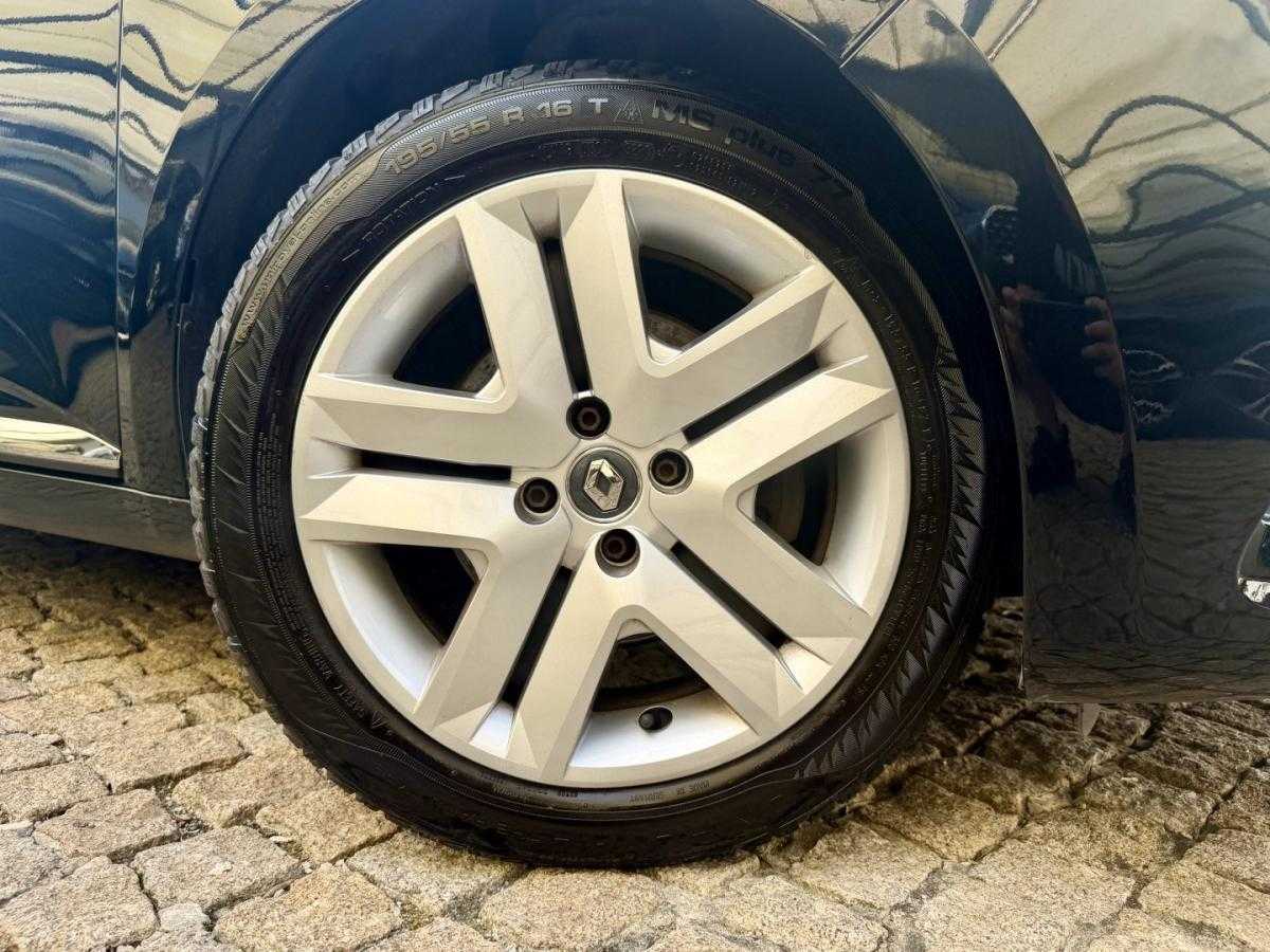 renault-clio-2021-hibrido-1598cc