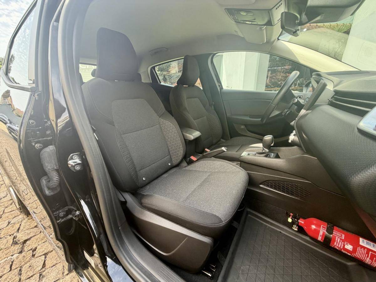 renault-clio-2021-hibrido-1598cc