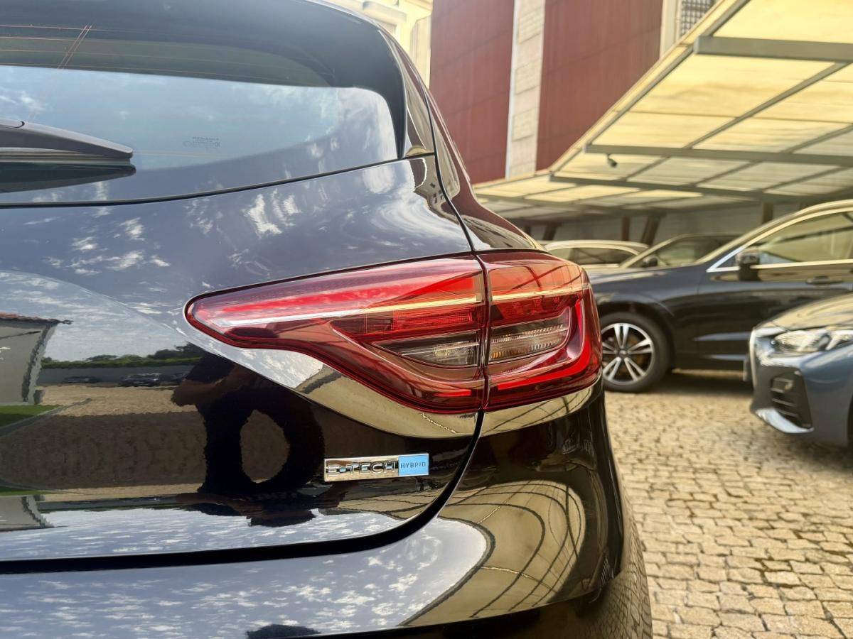 renault-clio-2021-hibrido-1598cc