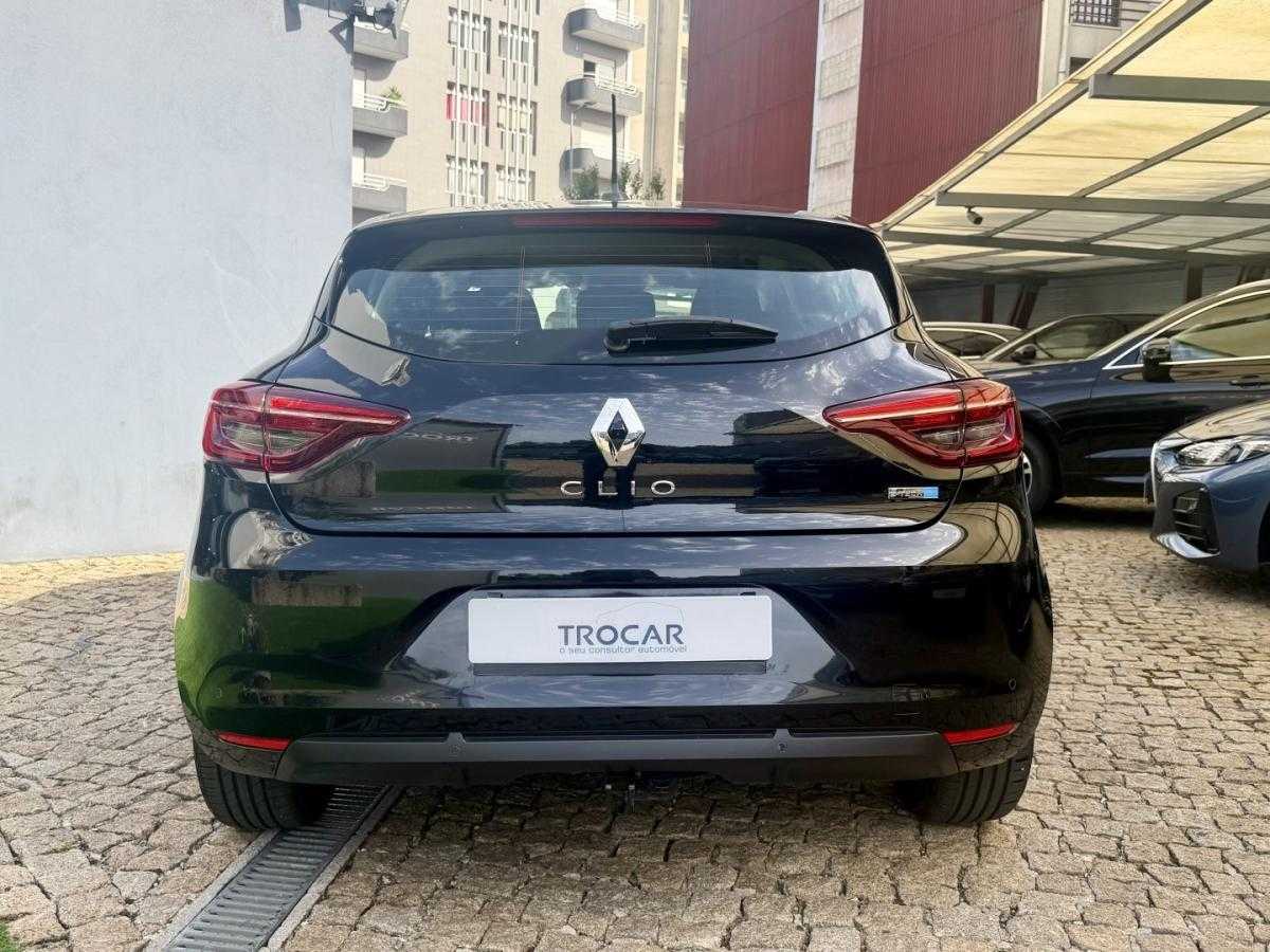 renault-clio-2021-hibrido-1598cc