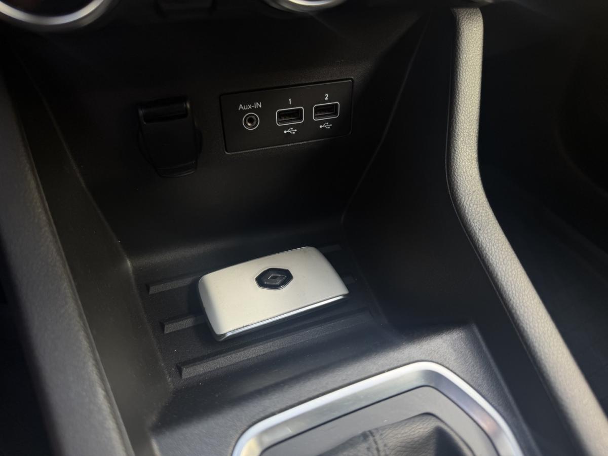 renault-clio-2021-hibrido-1598cc