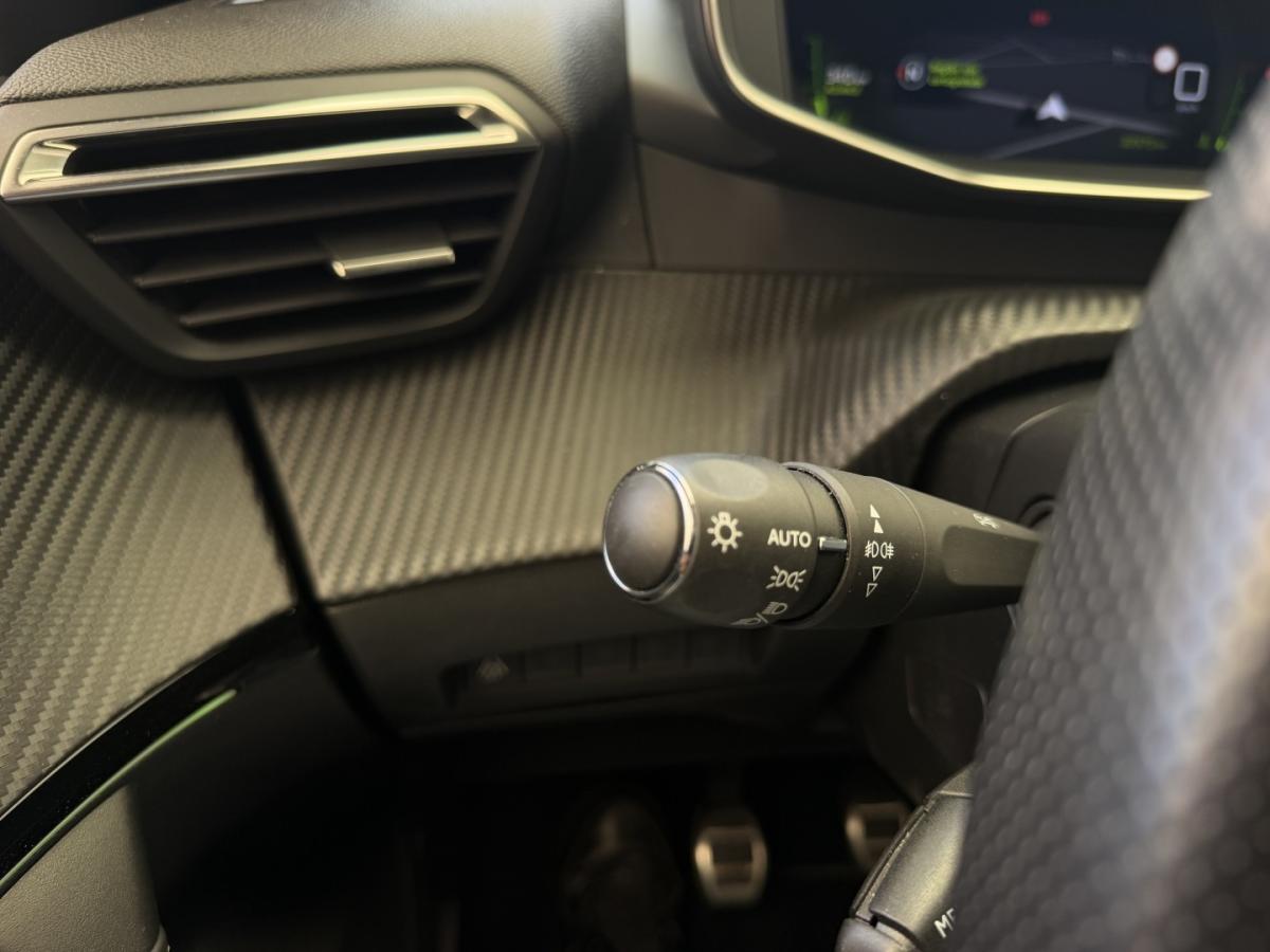 peugeot-2008-2022-diesel-1499cc