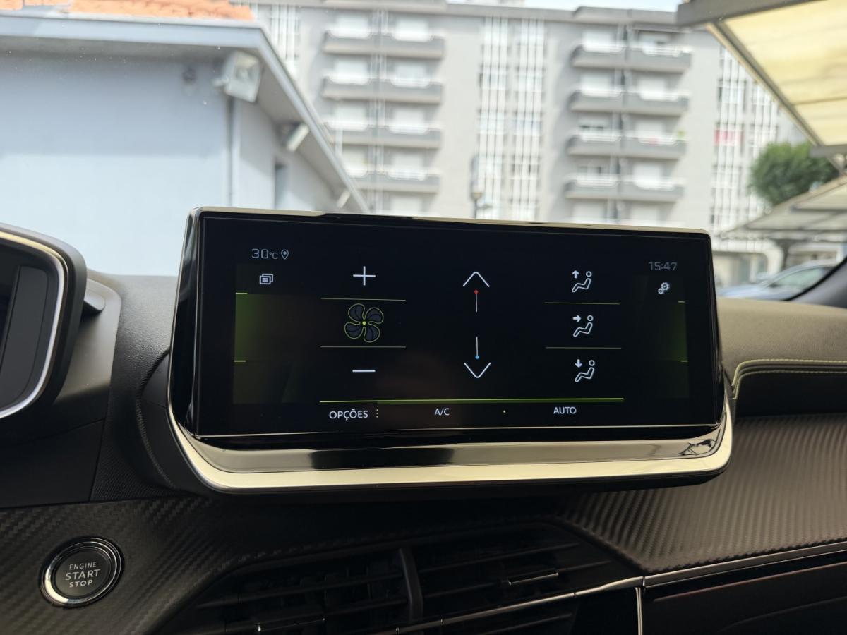 peugeot-2008-2022-diesel-1499cc